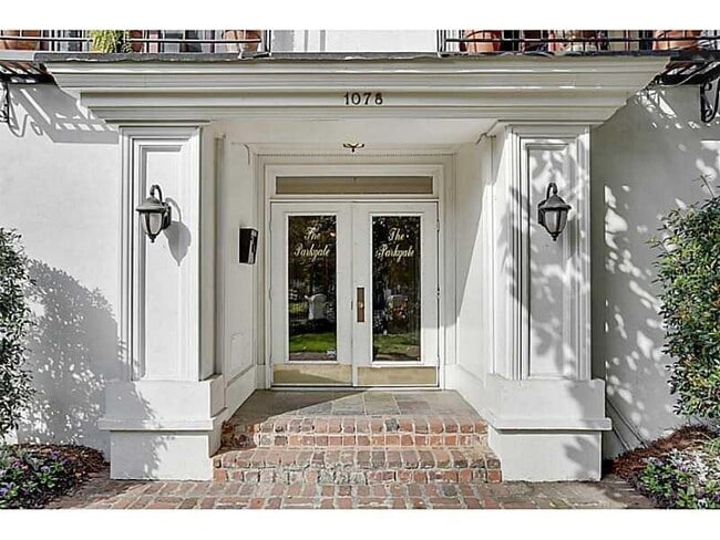 Building Photo - 1072 Piedmont Ave NE