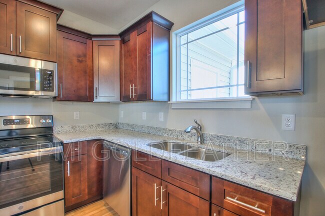 Building Photo - 3012 Coriander Dr