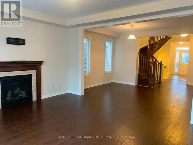 Building Photo - 753 Rosehill Ave