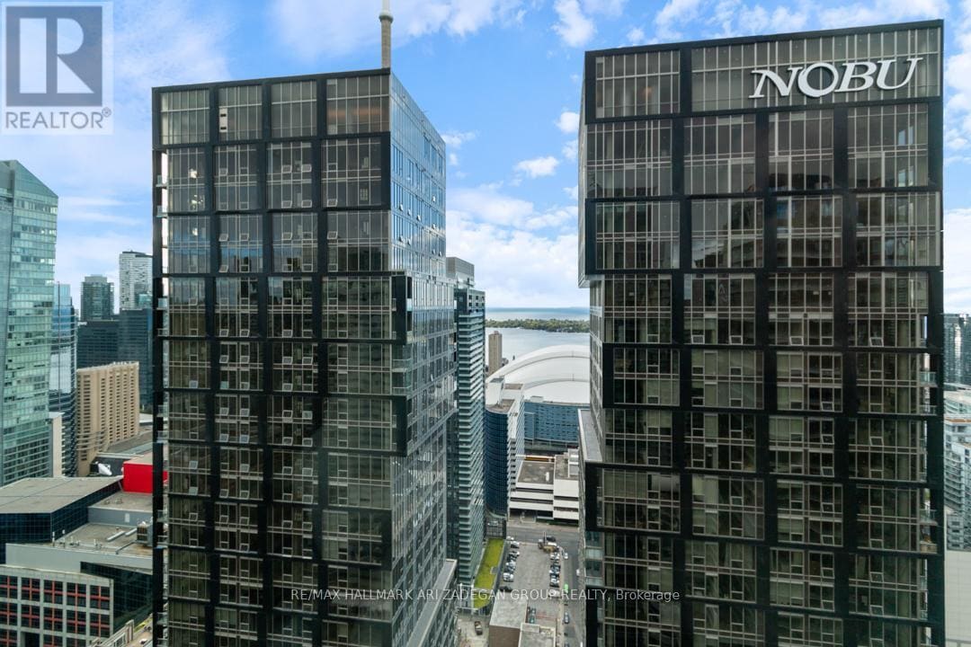 Primary Photo - 327 King St W