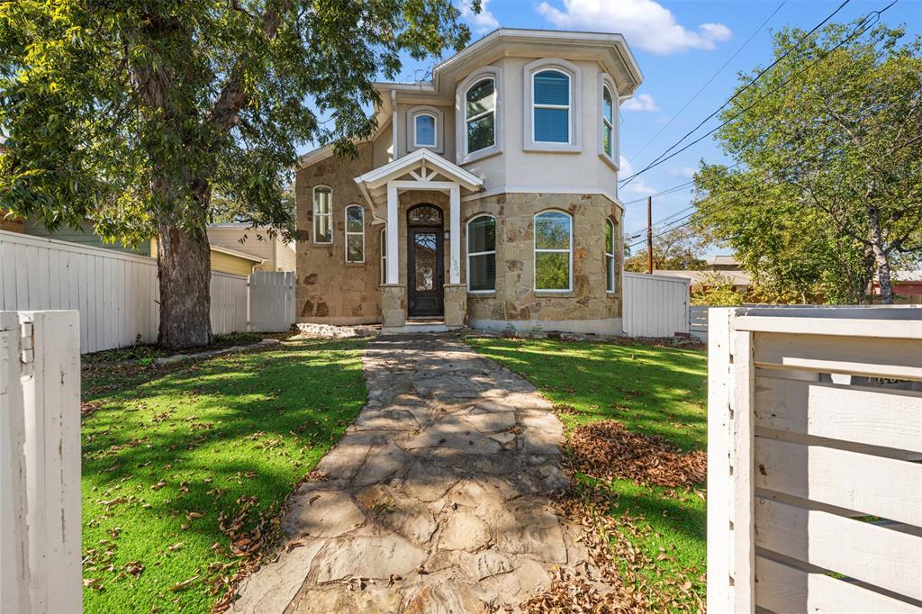 Foto principal - 1304 Leona St