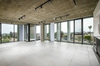 Building Photo - The Park