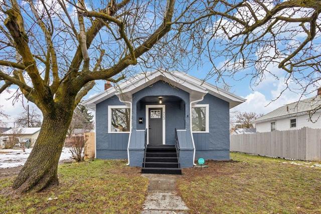 Primary Photo - 723 E Lacrosse Ave