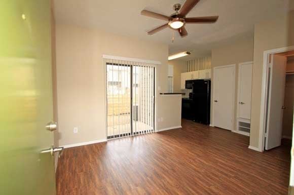 Sala de estar - The Enclave