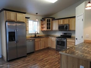 Building Photo - 780 S Pk Pl
