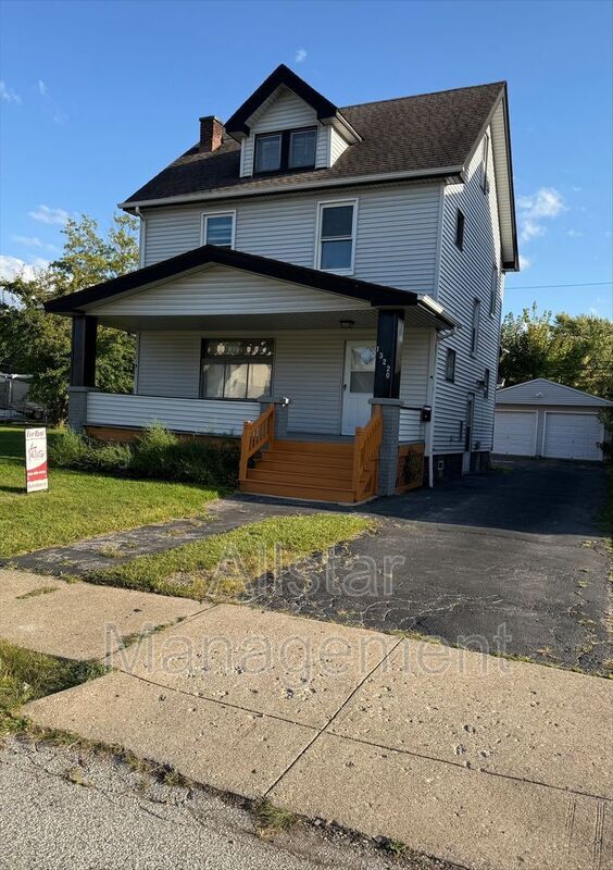 Building Photo - 13220 Alvin Ave