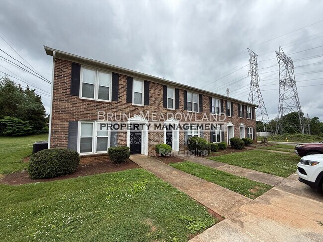 Foto del edificio - 9116 Parktop Ln NW