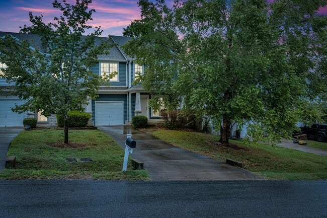Photo - Spotless 3BR/2.5BA townhome minutes from West End, Downtown Nashville!