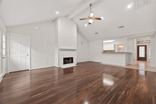 Foto del edificio - 2002 Foundary Dr