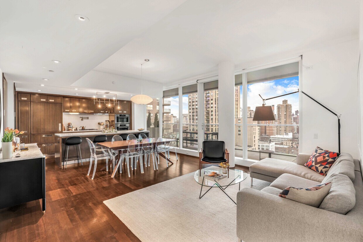 Foto principal - 151 E 85th St