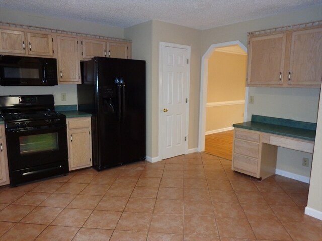 Foto del edificio - 48 Cambridge Ct