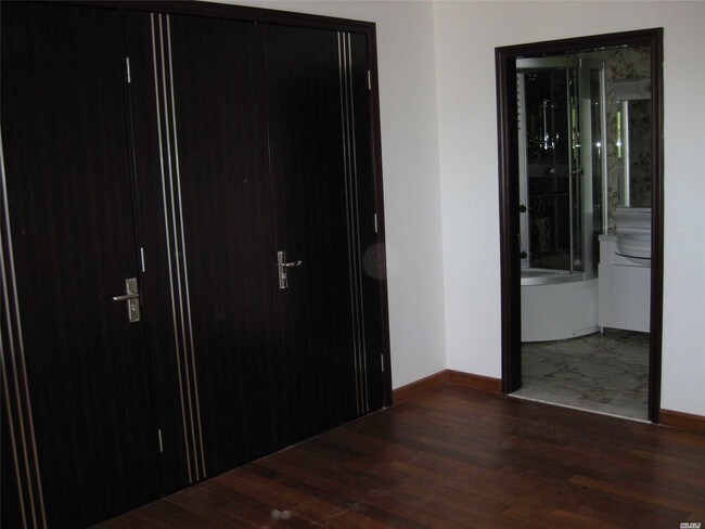 Foto del edificio - 146-27 Beech Ave