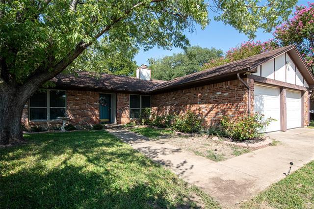 Building Photo - 2413 Meadow Ct
