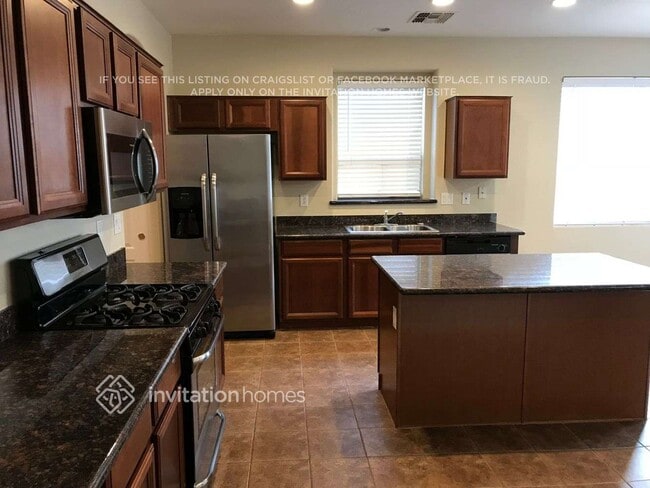 Foto del edificio - 16647 W Garfield St