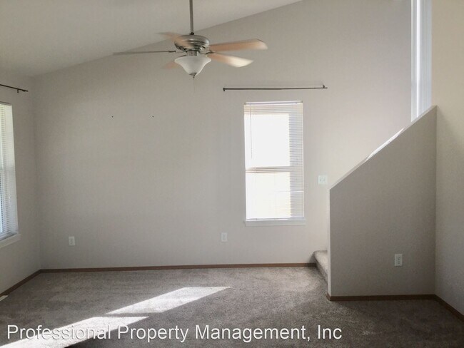 Foto del edificio - 4 br, 3 bath House - 107 S. Davis St