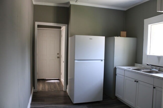 Foto del edificio - 413 Grace St S