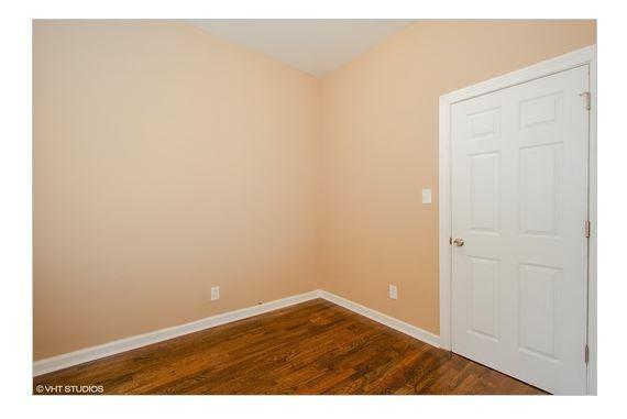 Building Photo - 6707 S Langley Ave