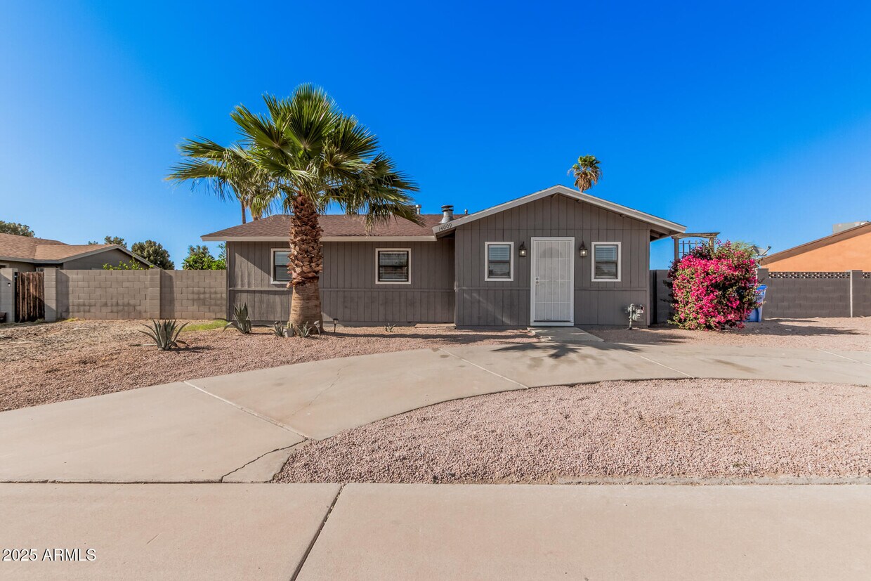 Foto principal - 14009 N 49th Ave