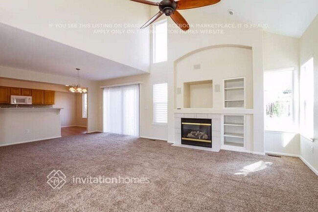 Foto del edificio - 524 Fox Run Cir