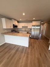 Building Photo - 643 Fall Meadow Ln