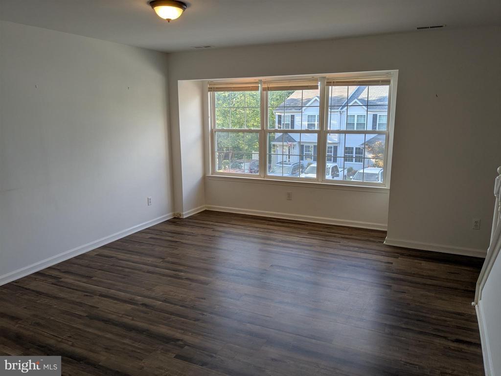 Foto principal - 6 Millstream Rd