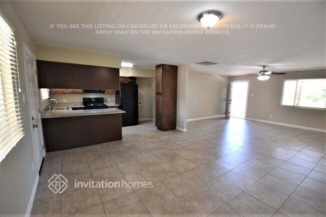 Foto del edificio - 6122 W Monterey Way