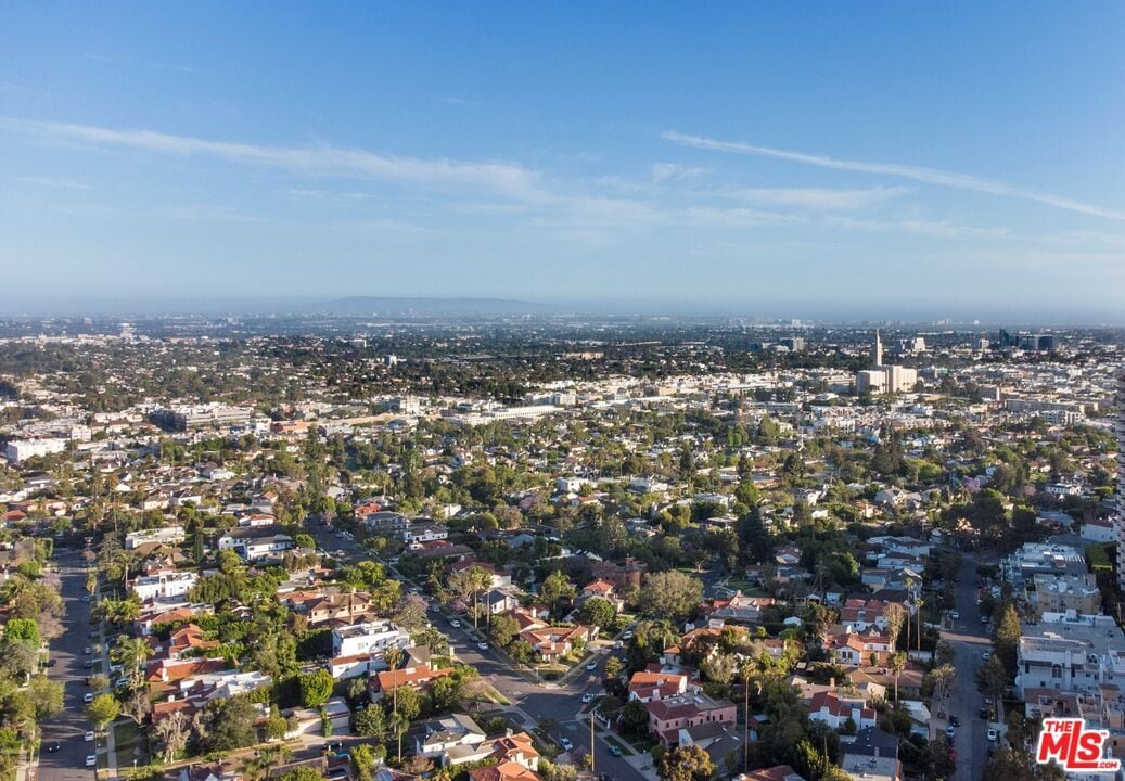 Primary Photo - 10430 Wilshire Blvd