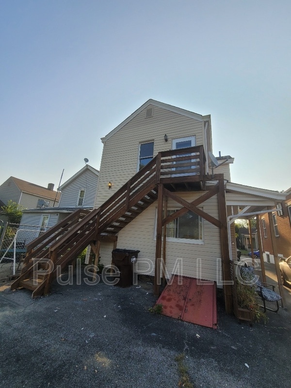 Building Photo - 3715 Park Ave