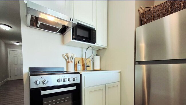 Foto del edificio - 5505 Sun Harbor Rd