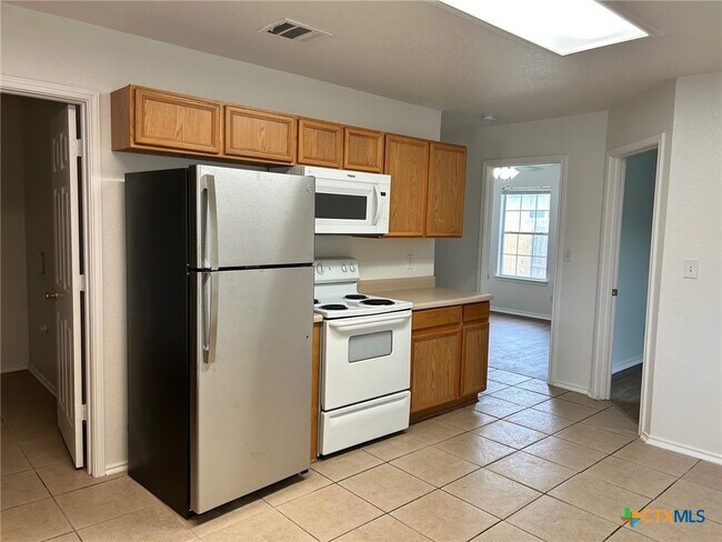 Foto del edificio - 3041 Pine Valley Dr