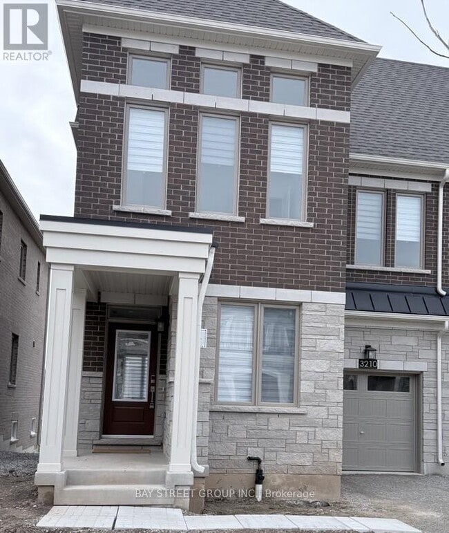 Building Photo - 3210 Crystal Dr