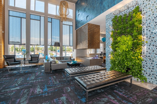 Building Photo - Bell Lafayette