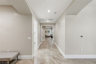 Building Photo - 9101 Alta Dr