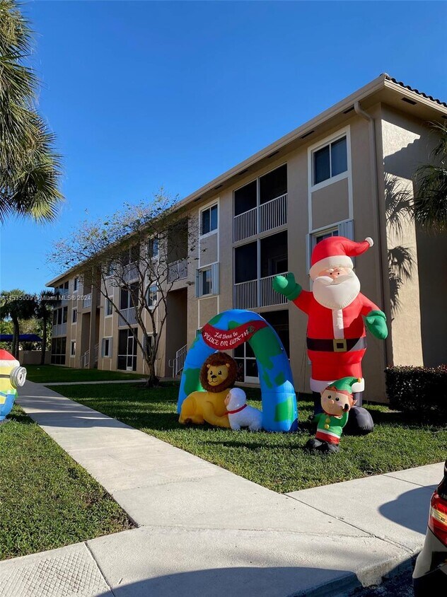 Foto principal - 10139 W Atlantic Blvd