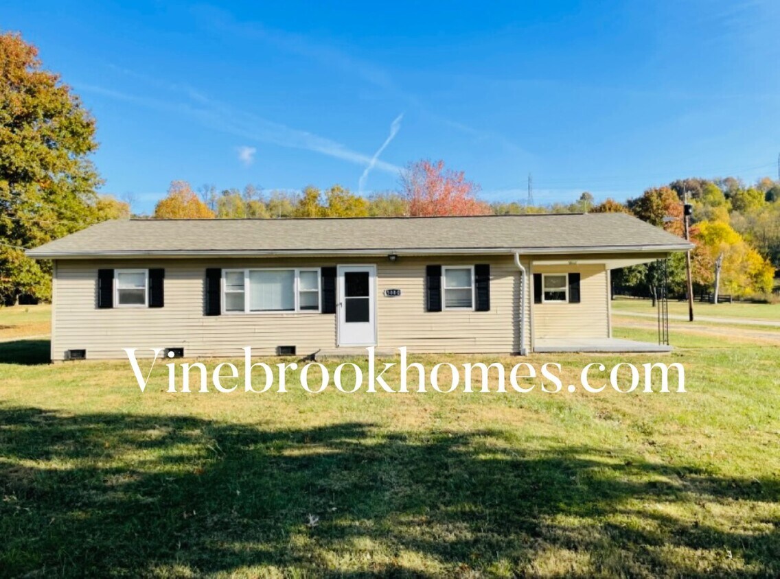 Primary Photo - 5880 Petersburg Rd