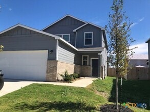 Building Photo - 2537 Ayers Dr