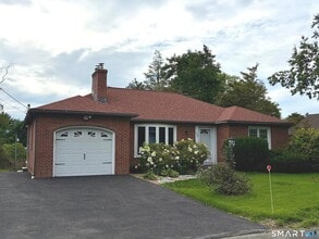 Building Photo - 30 Apter Dr