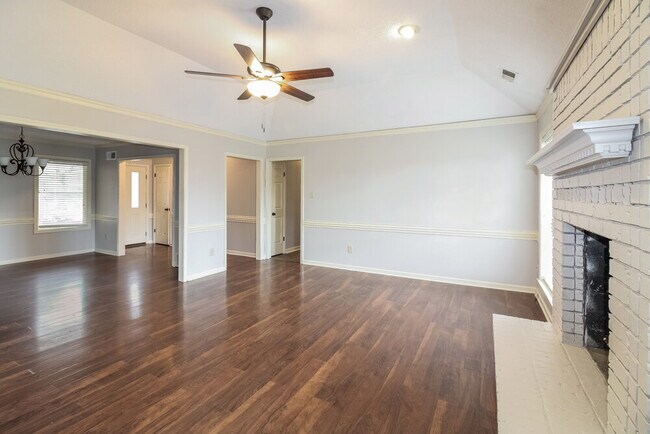 Foto del edificio - 1104 Fox Trace Cove