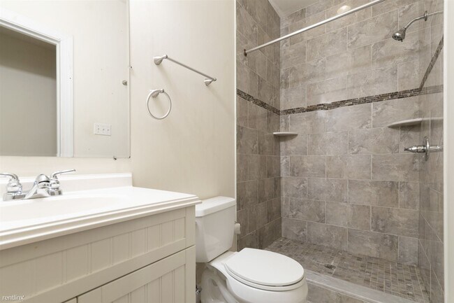 Foto del edificio - 4 br, 2 bath Duplex - 2235 N CAMAC ST Unit 1