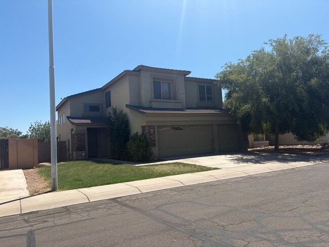 Photo - 1463 W Bluejay Dr House