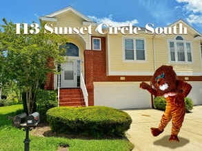 Building Photo - 113 Sunset Cir S