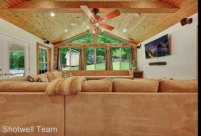 Building Photo - 4 br, 3 bath House - 7044 Wrens Creek Ln