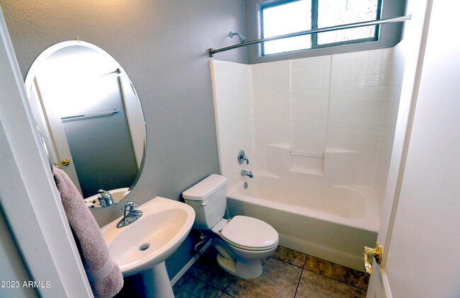 Building Photo - 3858 E Morelos St