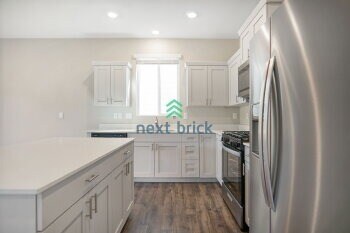 Foto del edificio - 4 Bed and 2.5 Bath Single-family Home Available for Rent!