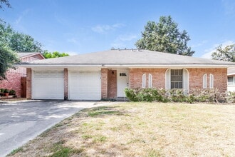 Building Photo - 5014 Hasie Dr