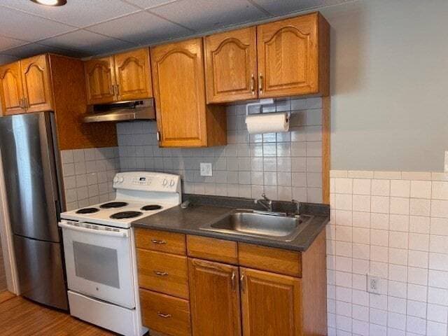 Primary Photo - 25 Blaine St