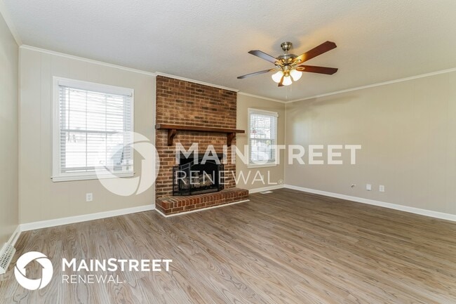 Building Photo - 231 Lori Ln