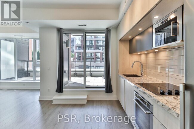 Building Photo - 1-211 Belsize Dr