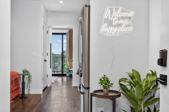 Building Photo - 4225 N 32nd Pl