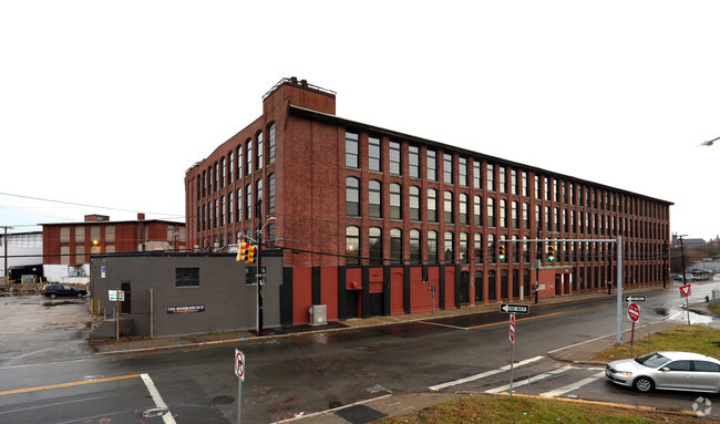 Building Photo - The 91 Lofts